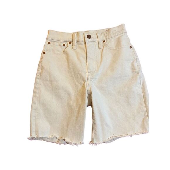 Madewell Woman’s High Rise Denim Mid Length Cream Shorts Size 23 - Picture 3 of 5
